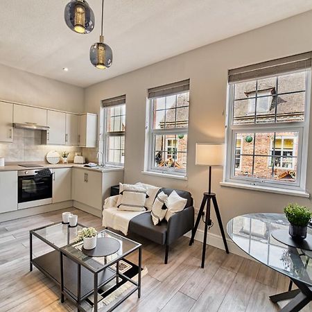 Host & Stay - Taylor Apartment ウスター エクステリア 写真