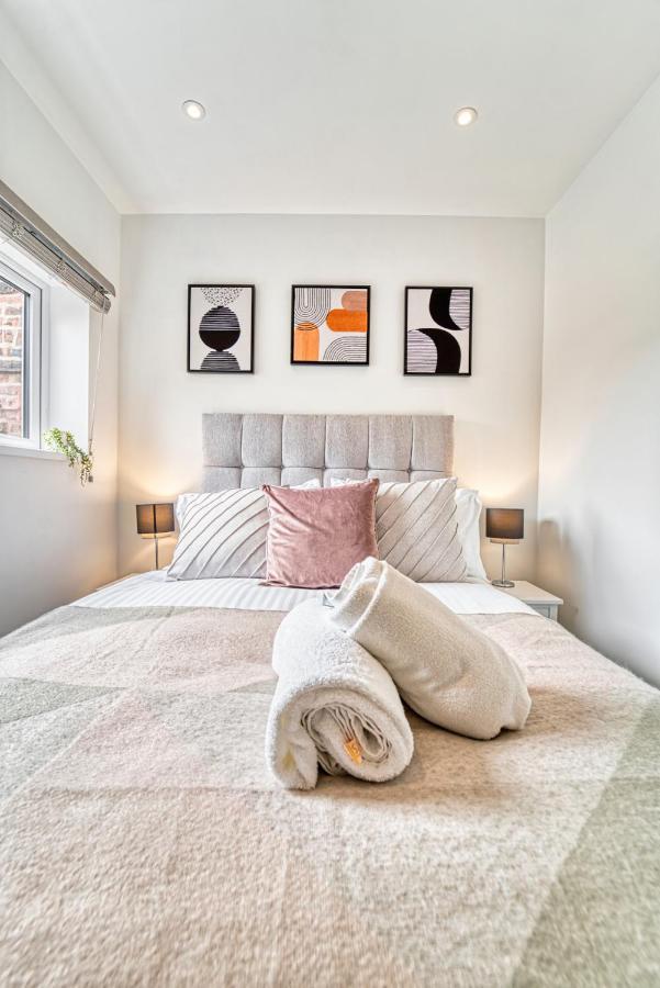 Host & Stay - Taylor Apartment ウスター エクステリア 写真
